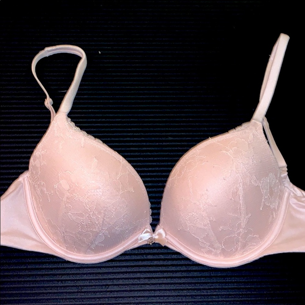 Lace nude push up body by Victoria bra